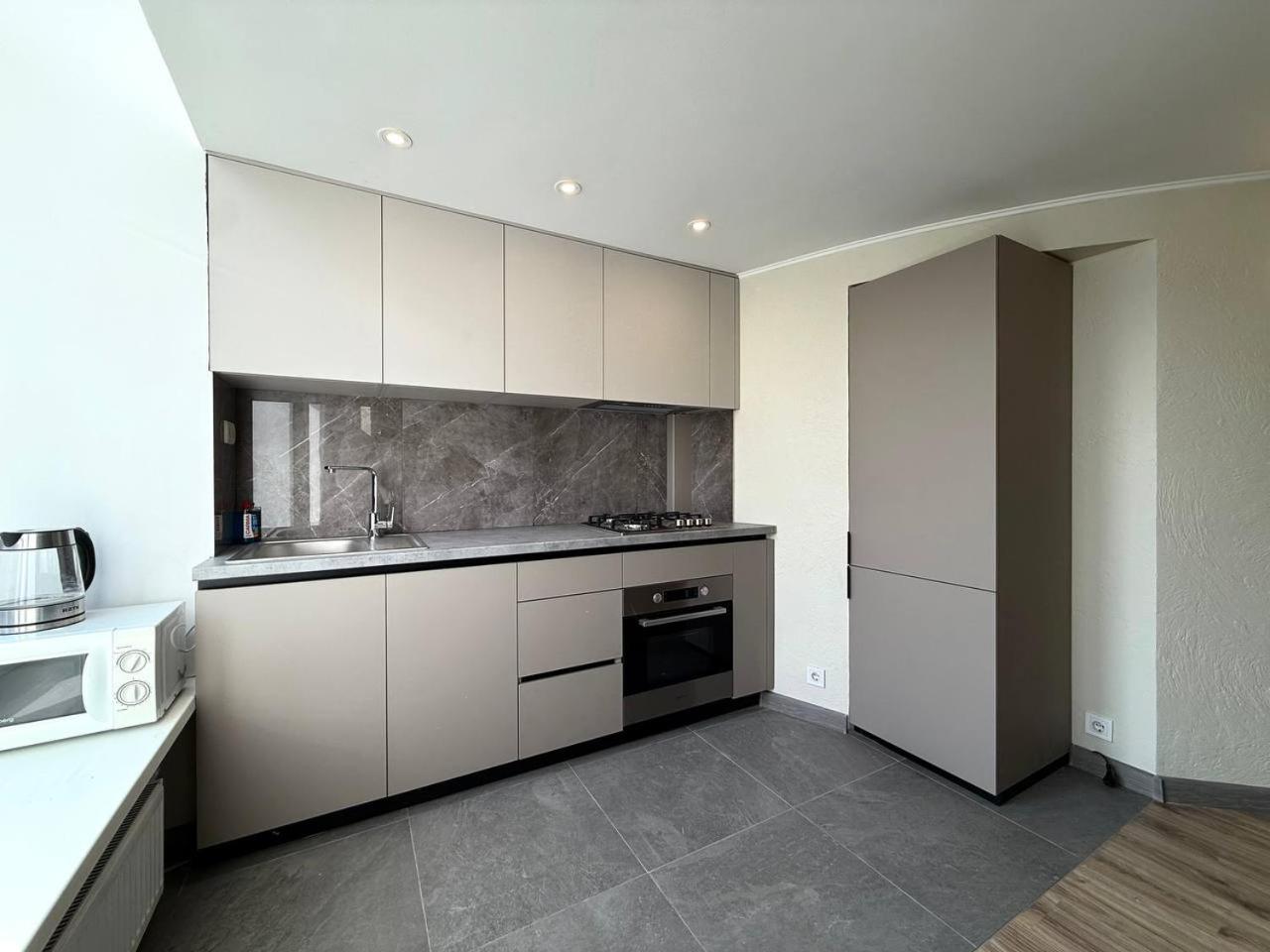 18 Deribasivska Street Jacuzzi Apartment Odesa Exterior photo